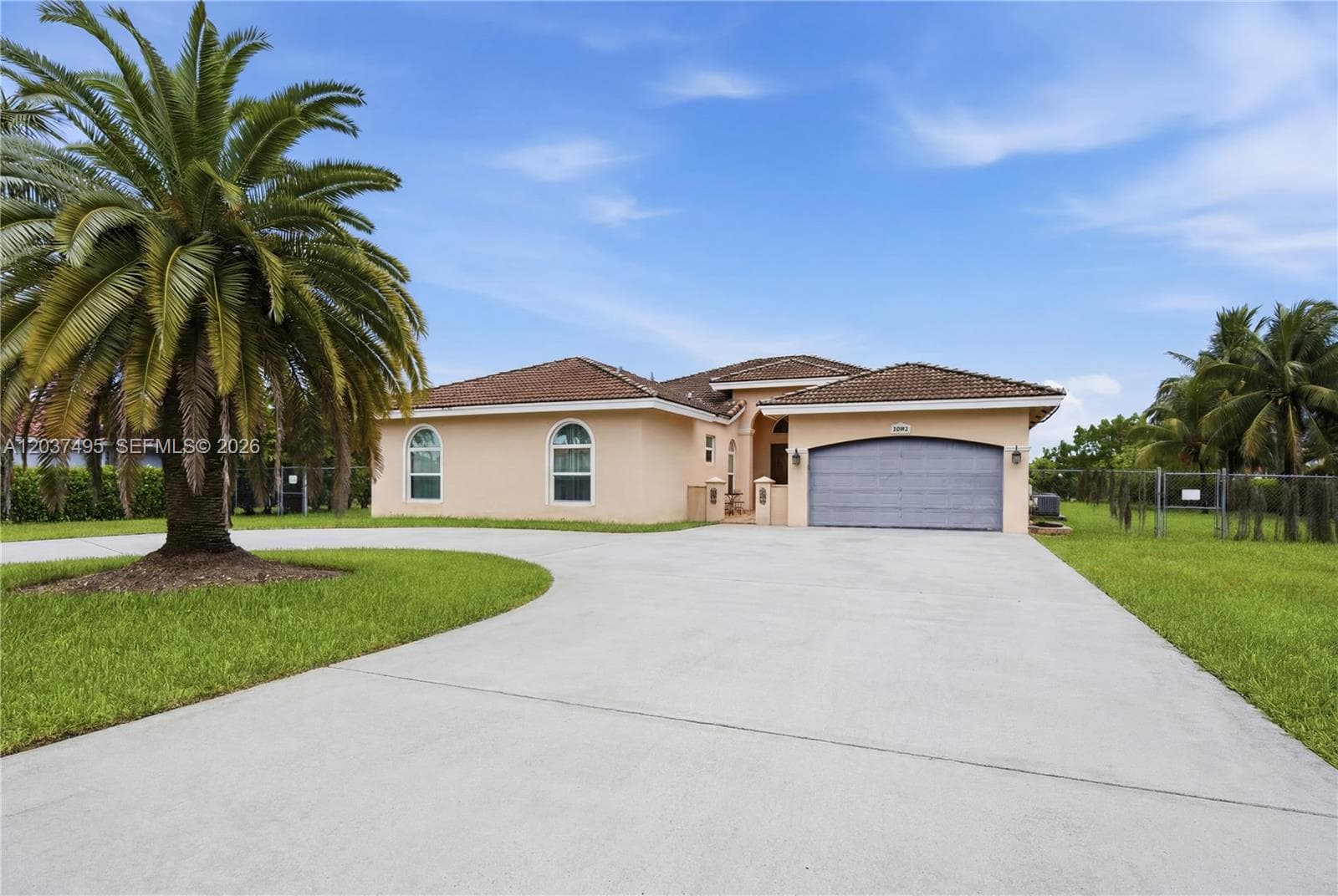 Single Family Residence at 16933 SW 215th Ter, Miami FL 33187