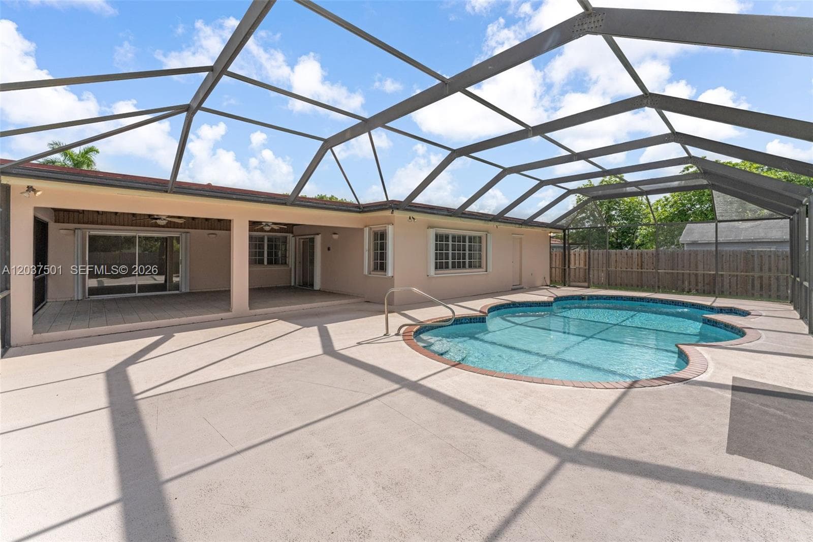 Single Family Residence at 10842 SW 33rd St, Miami FL 33165