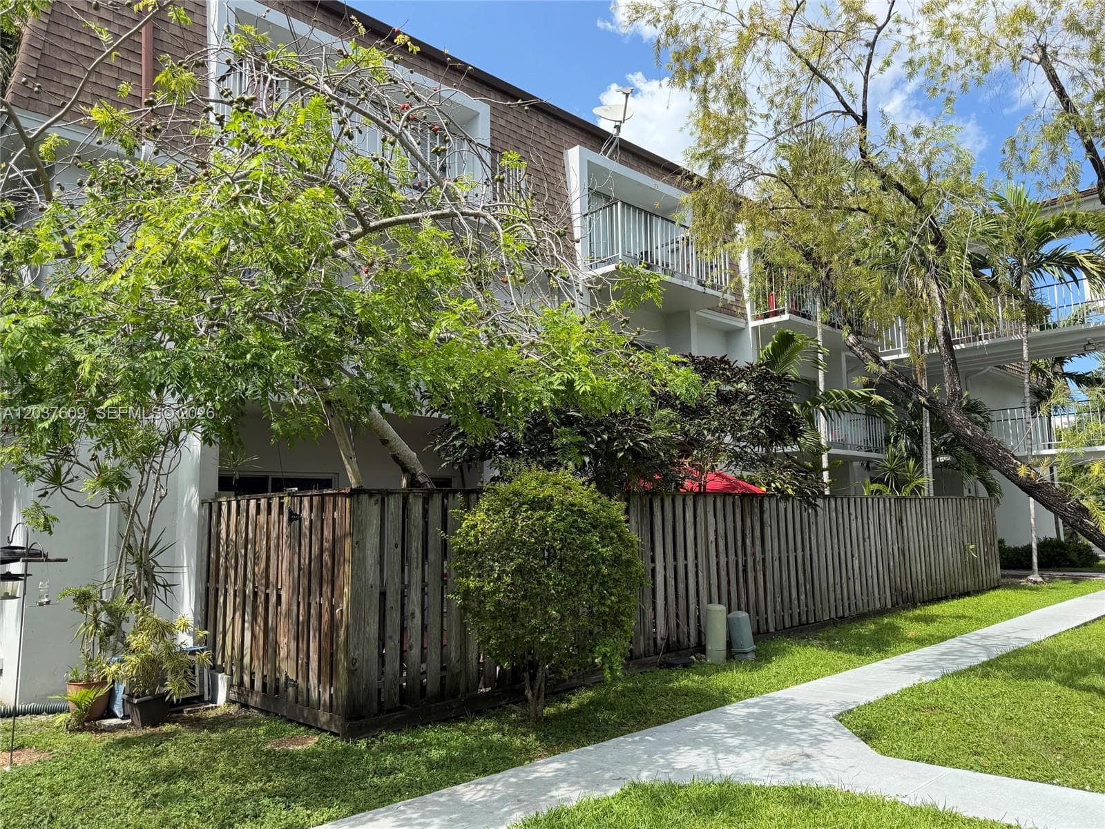 Condominium at 9621 SW 77th Ave # 101B, Miami FL 33156