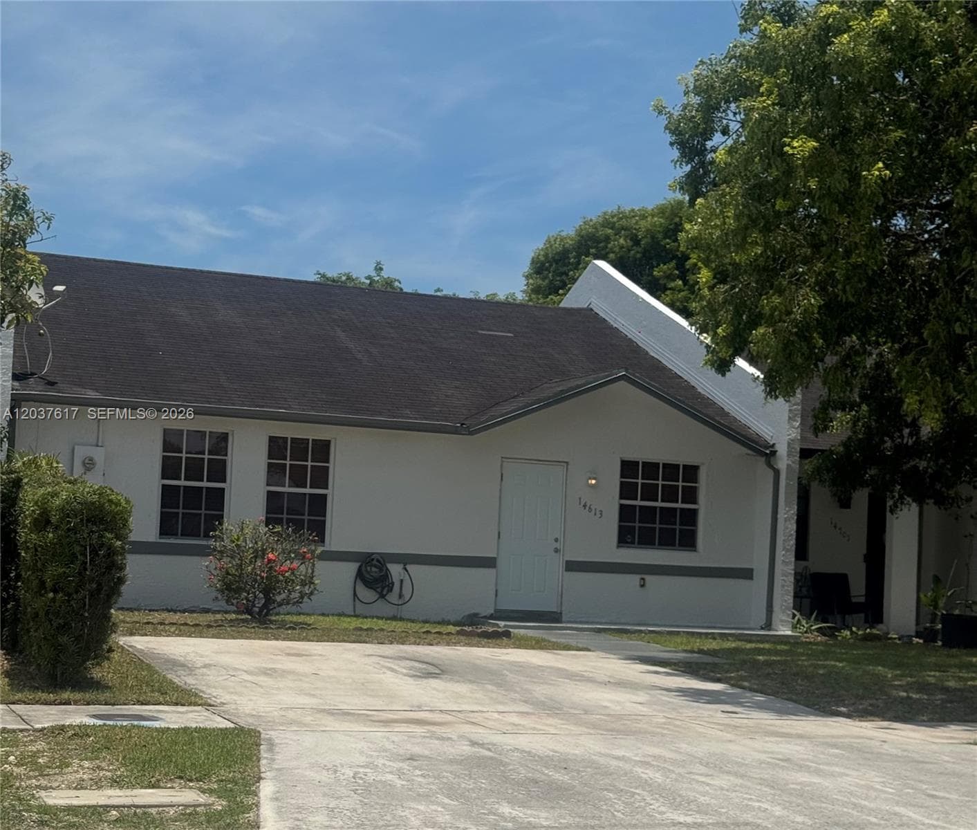 Townhouse at 14613 SW 117 Ave, Miami FL 33186