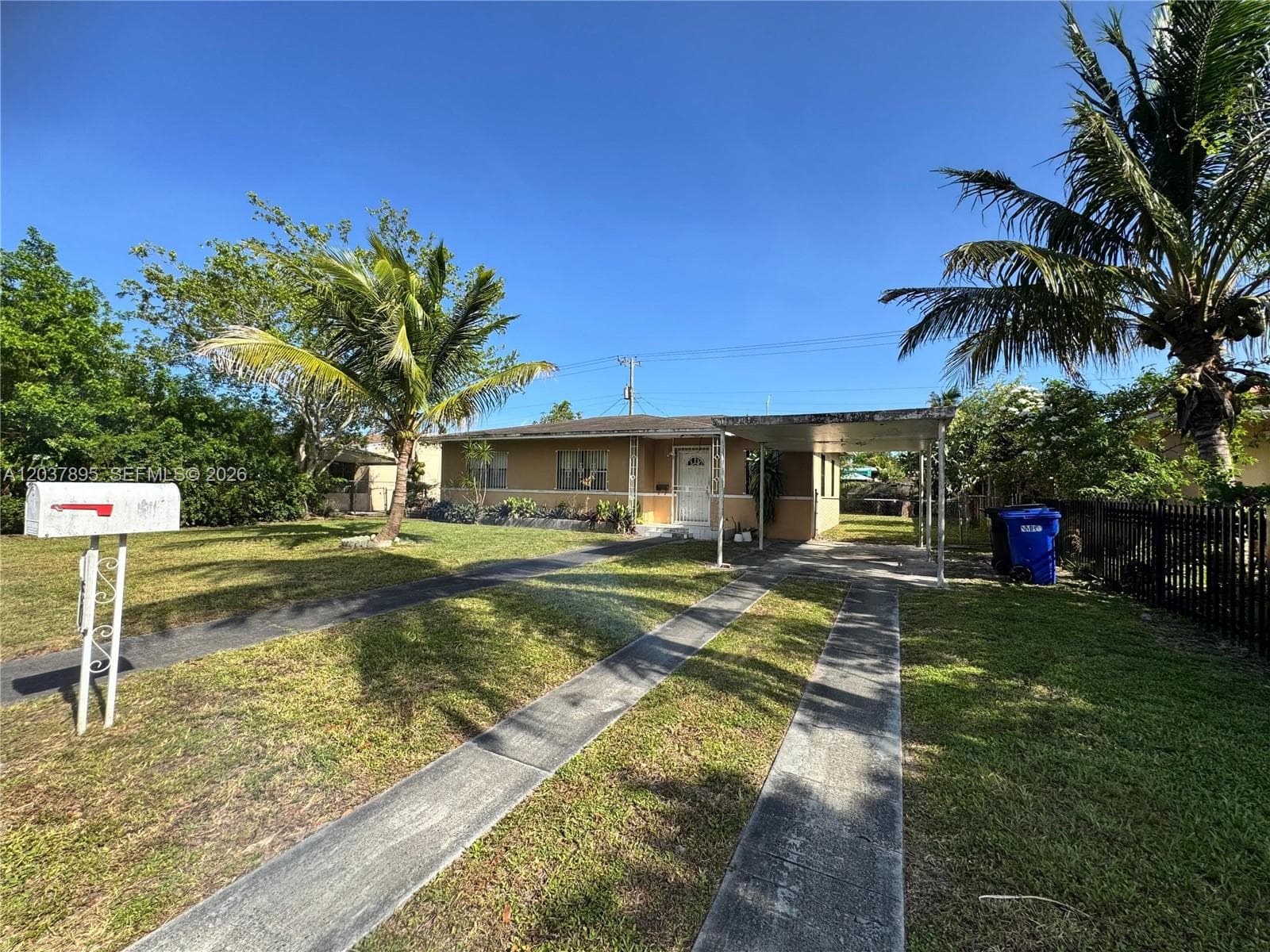Single Family Residence at 950 NE 160th St, North Miami Beach FL 33162