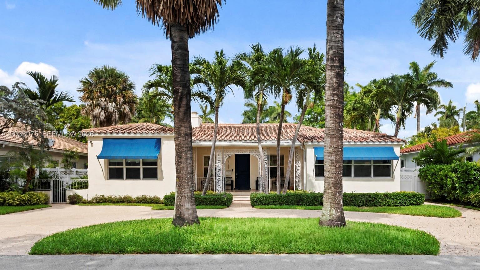 Single Family Residence at 7611 Miami View Dr, North Bay Village FL 33141
