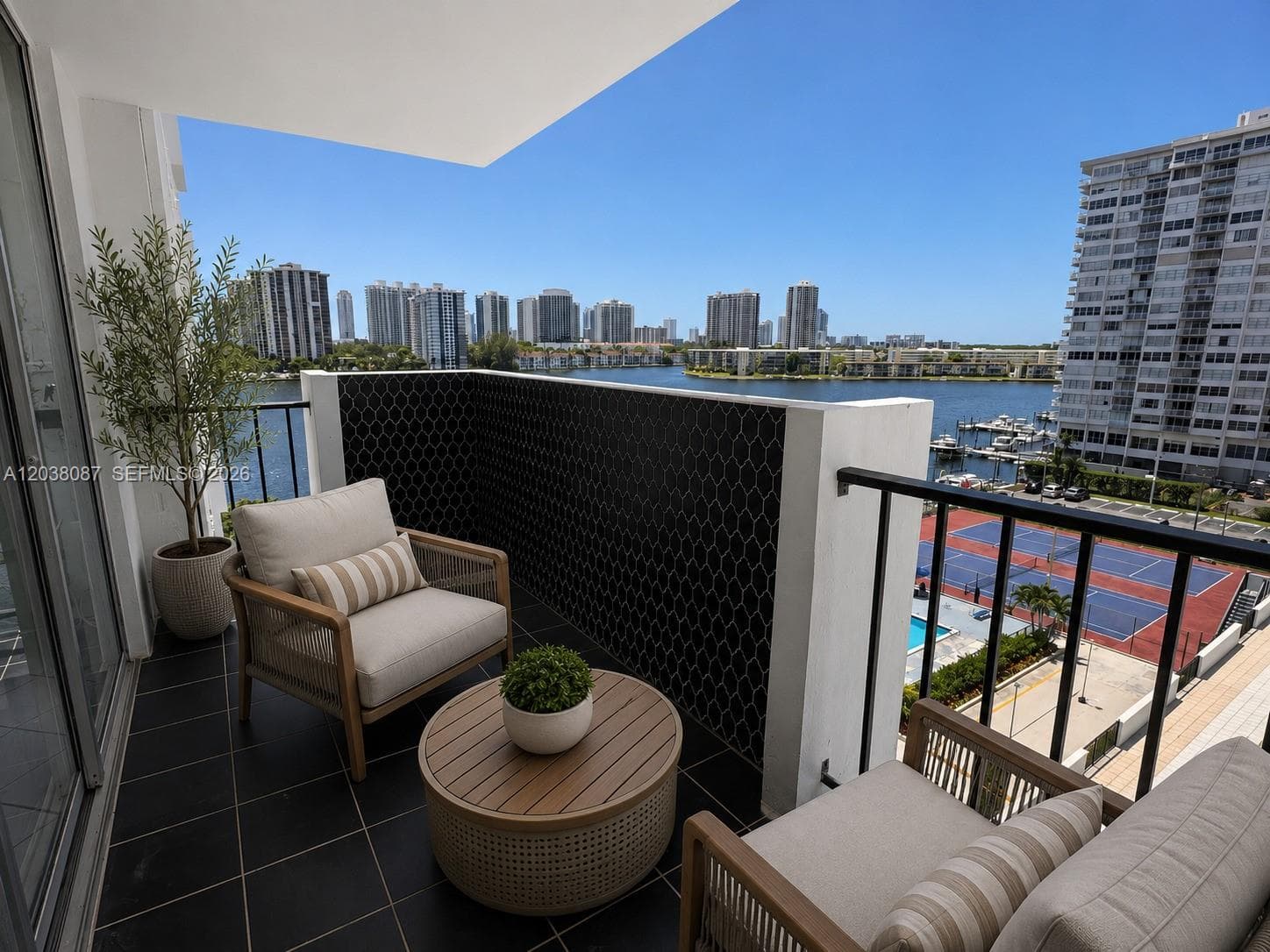 Condominium at 2780 NE 183rd St # 810, Aventura FL 33160