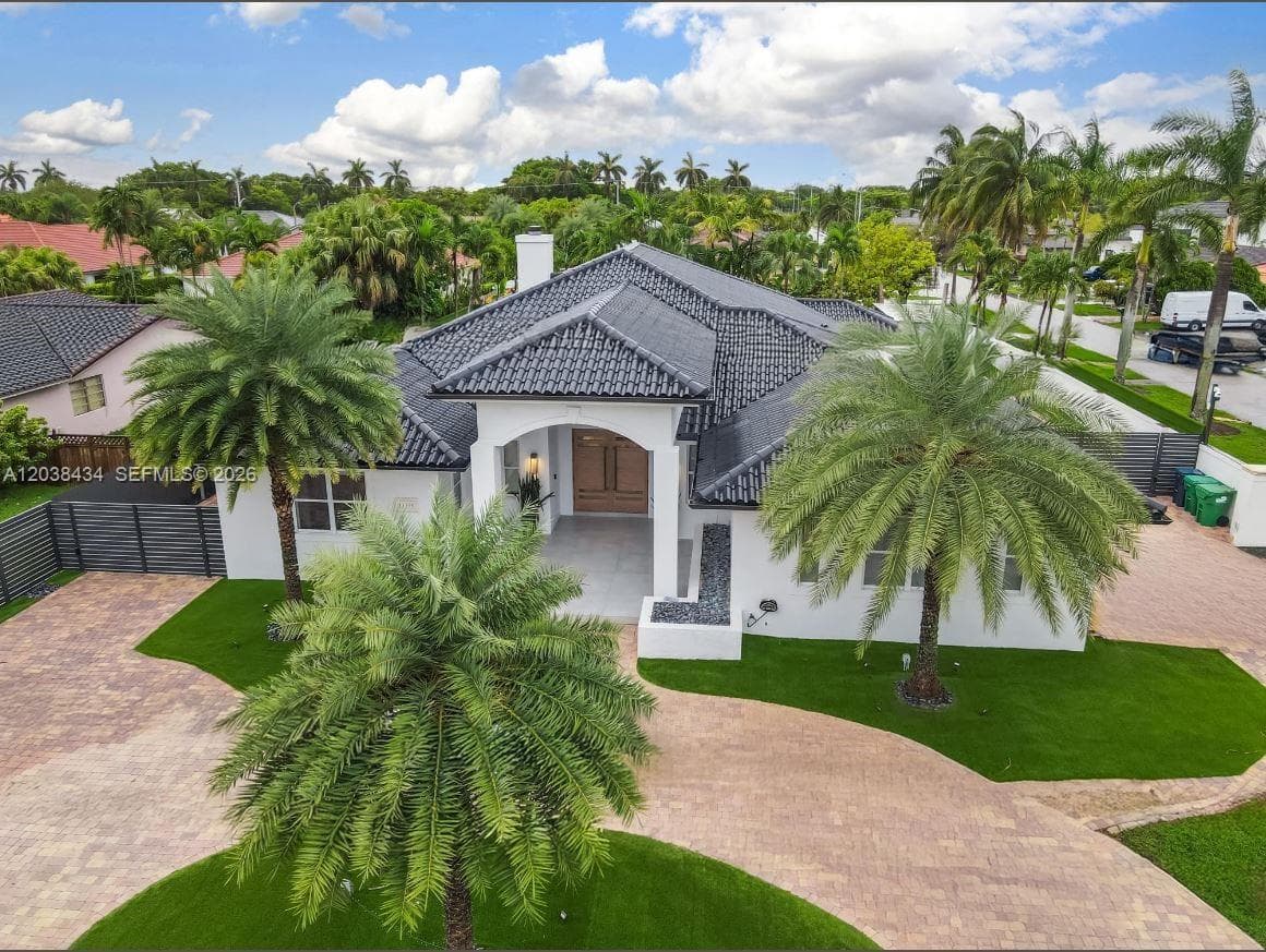 Single Family Residence at 11390 SW 30th St, Miami FL 33165