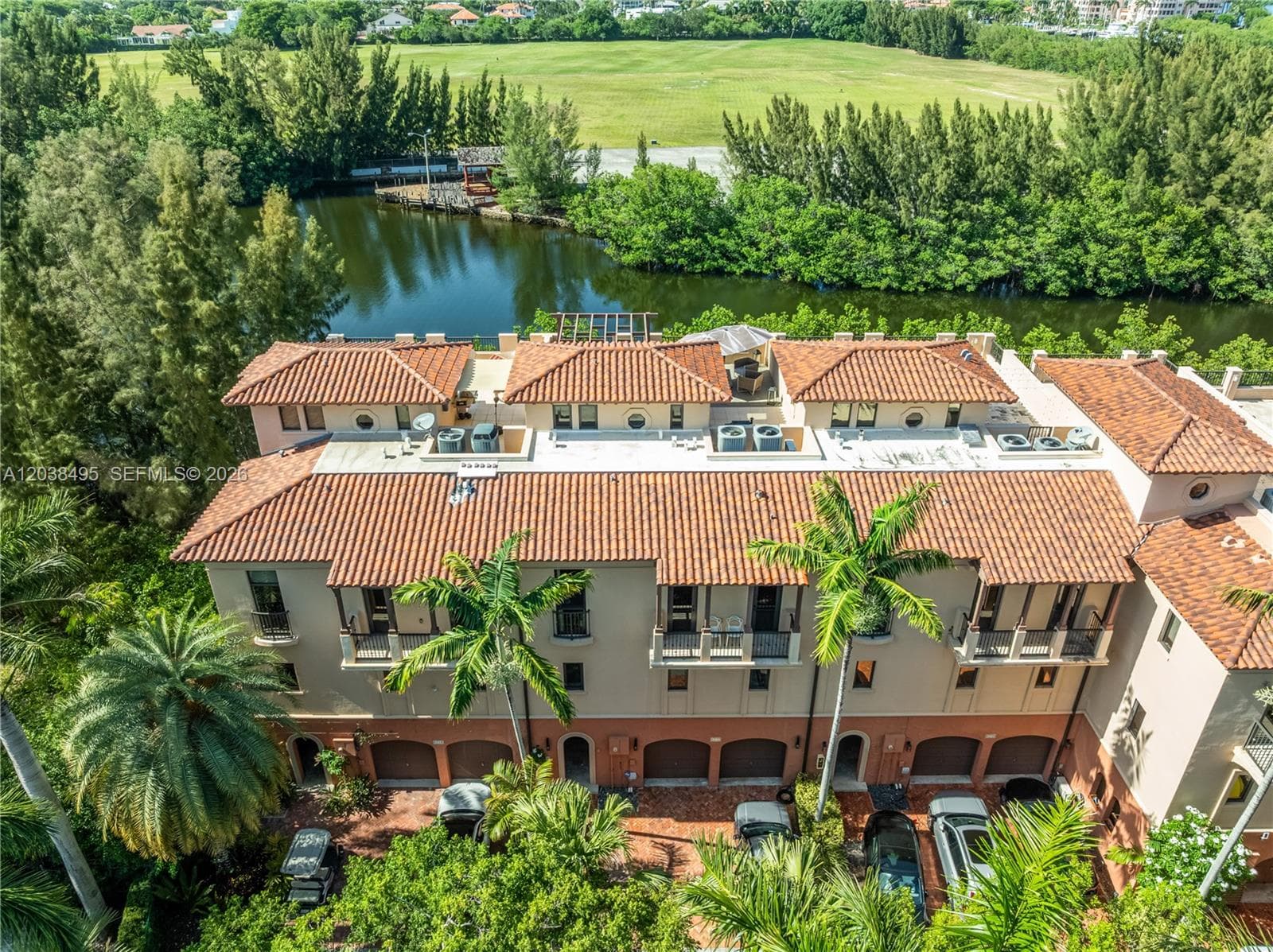 Townhouse at 6232 Paradise Point Dr, Palmetto Bay FL 33157