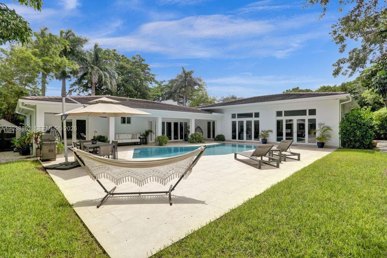 Single Family Residence at 1601 Lugo Ave, Coral Gables FL 33156