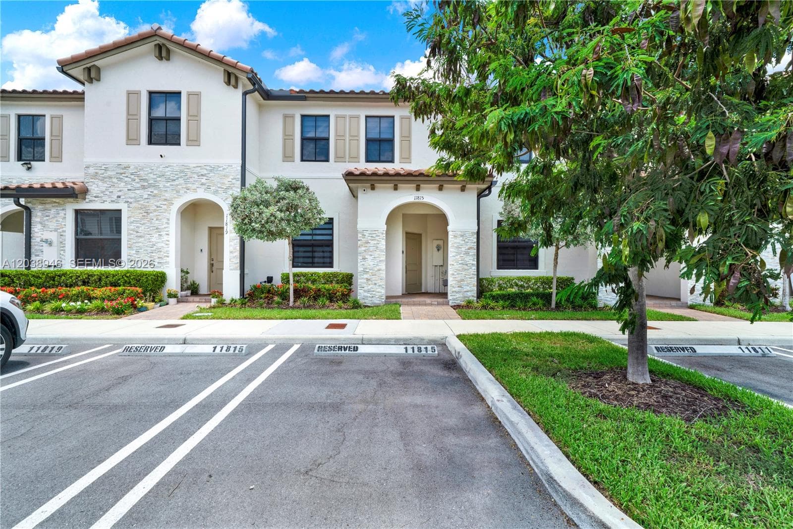Townhouse at 11815 SW 247th Ter, Homestead FL 33032