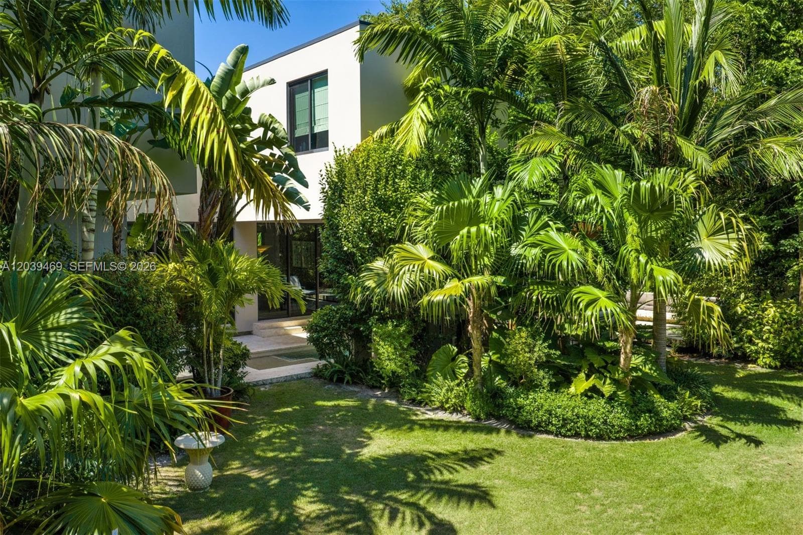 Single Family Residence at 7851 SW 48th Pl, Miami FL 33143