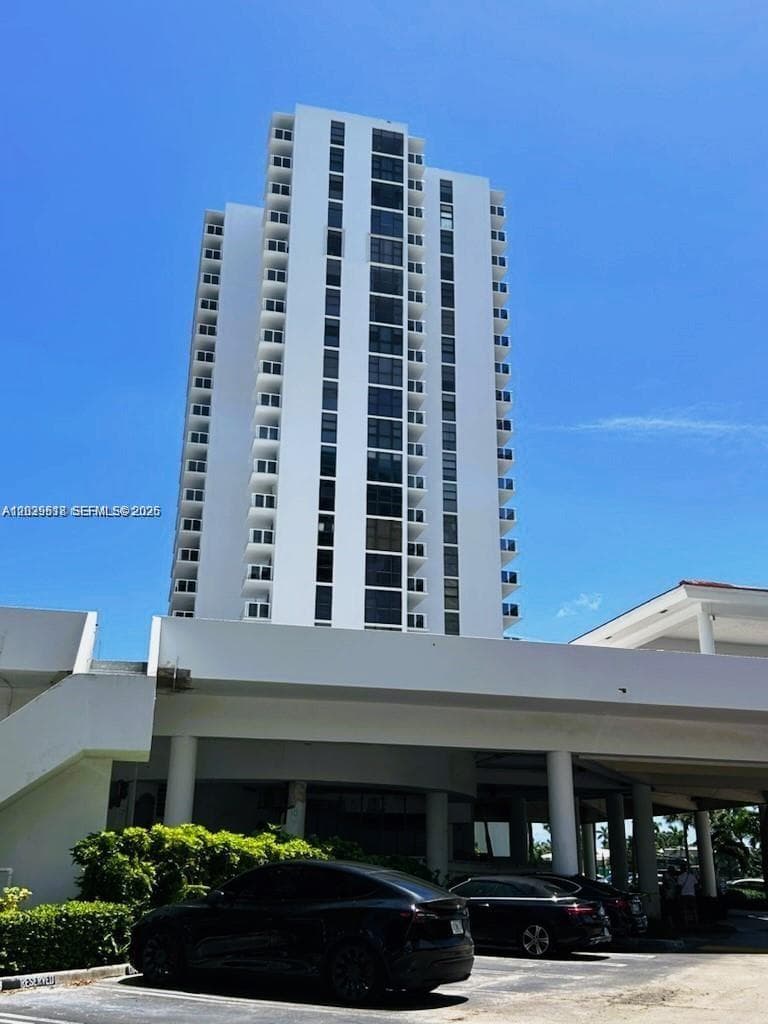 Condominium at 20515 E Country Club Dr # 142, Aventura FL 33180