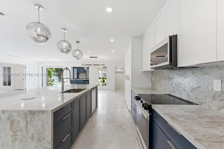 Single Family Residence at 291 E Shore Dr E, Miami FL 33133