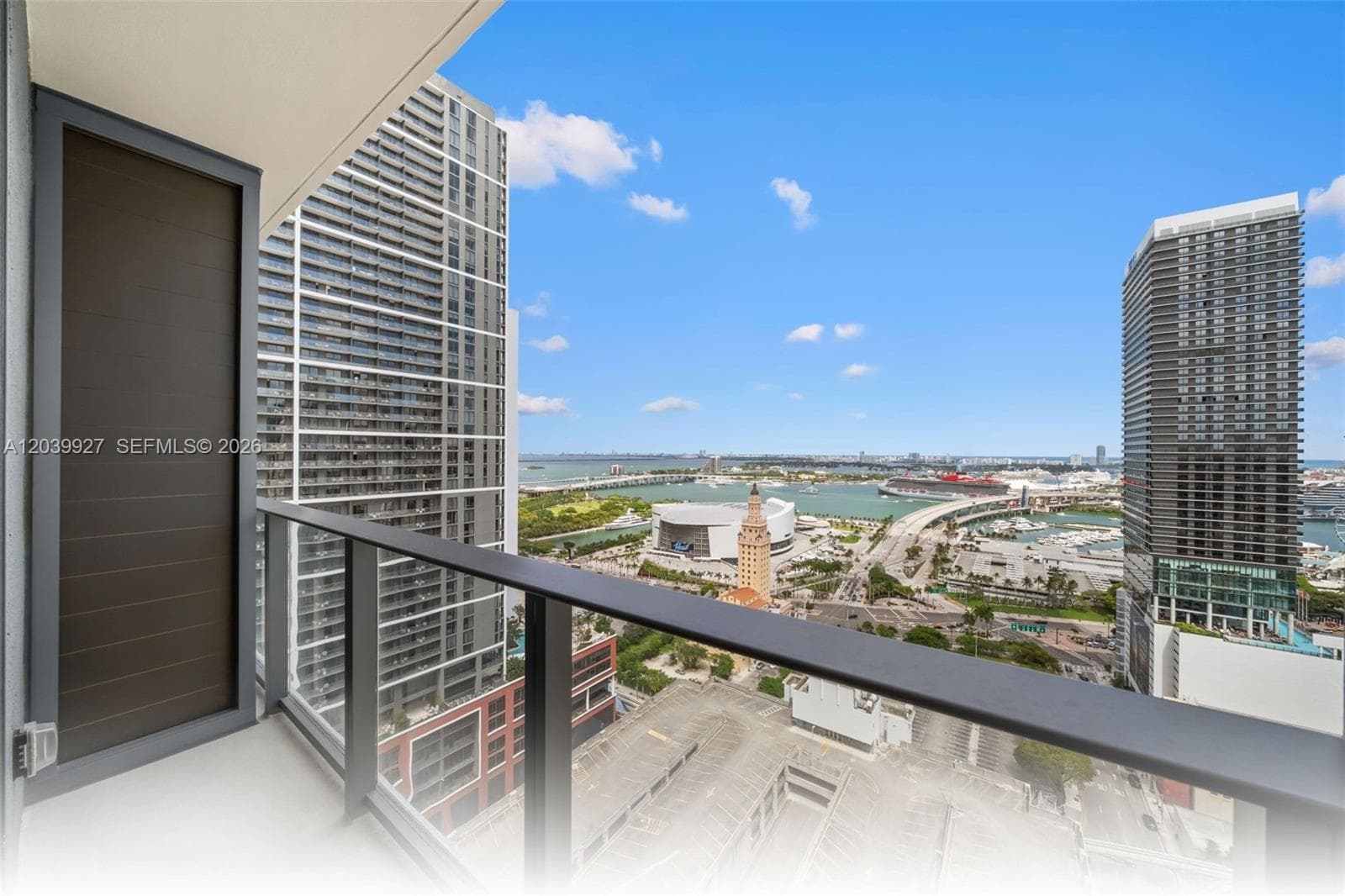 Condominium at 121 NE 5th St # 3200, Miami FL 33132