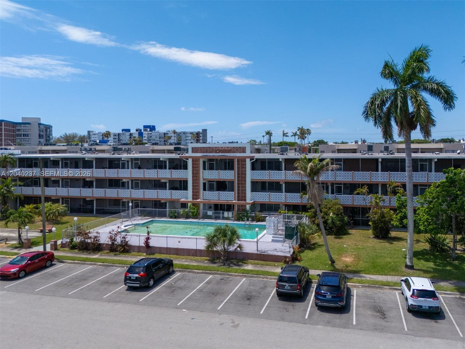 Condominium at 1450 NE 170th St # 115, North Miami Beach FL 33162