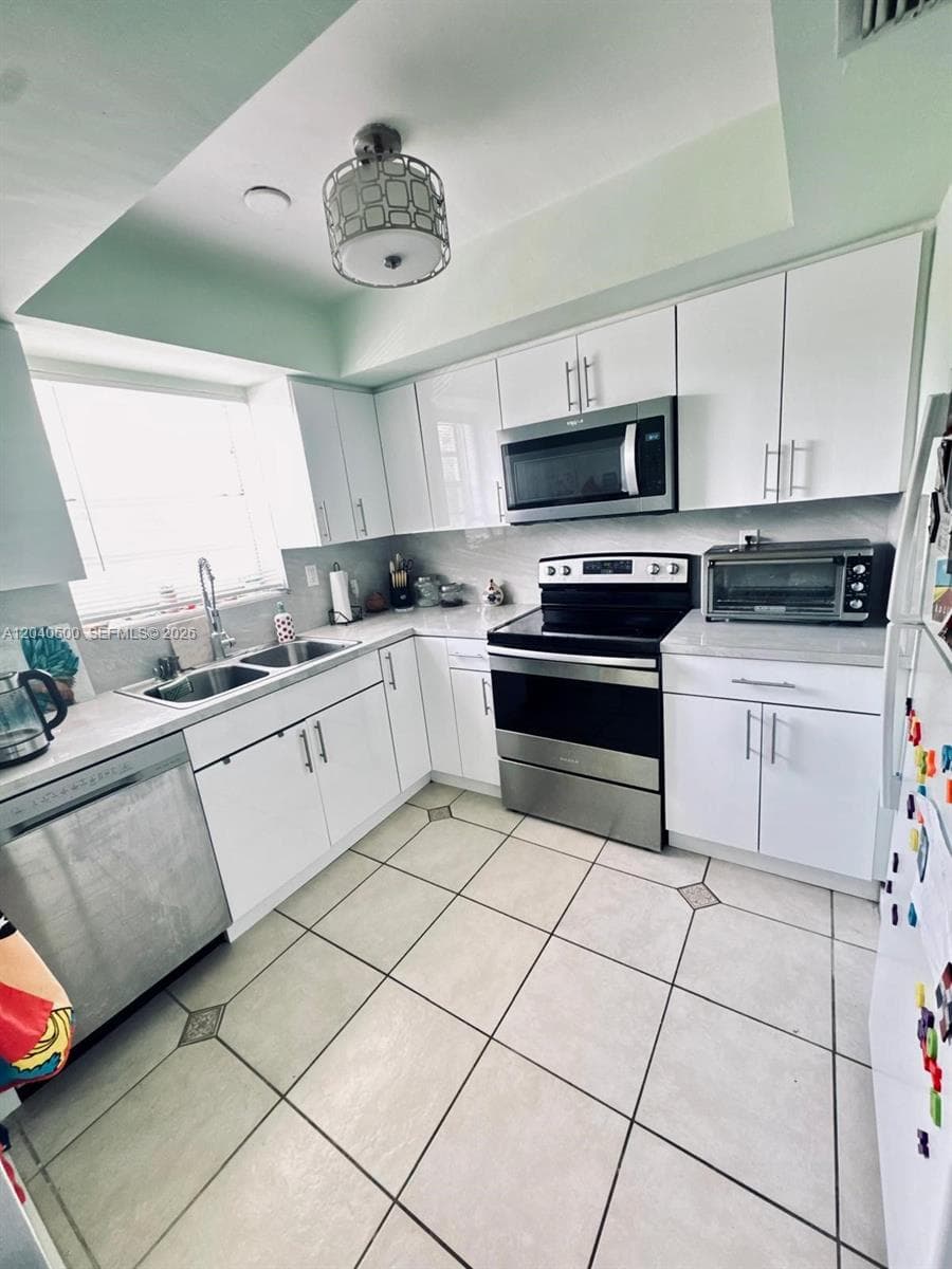 Condominium at 1350 NE 119th St # 135021, Miami FL 33161