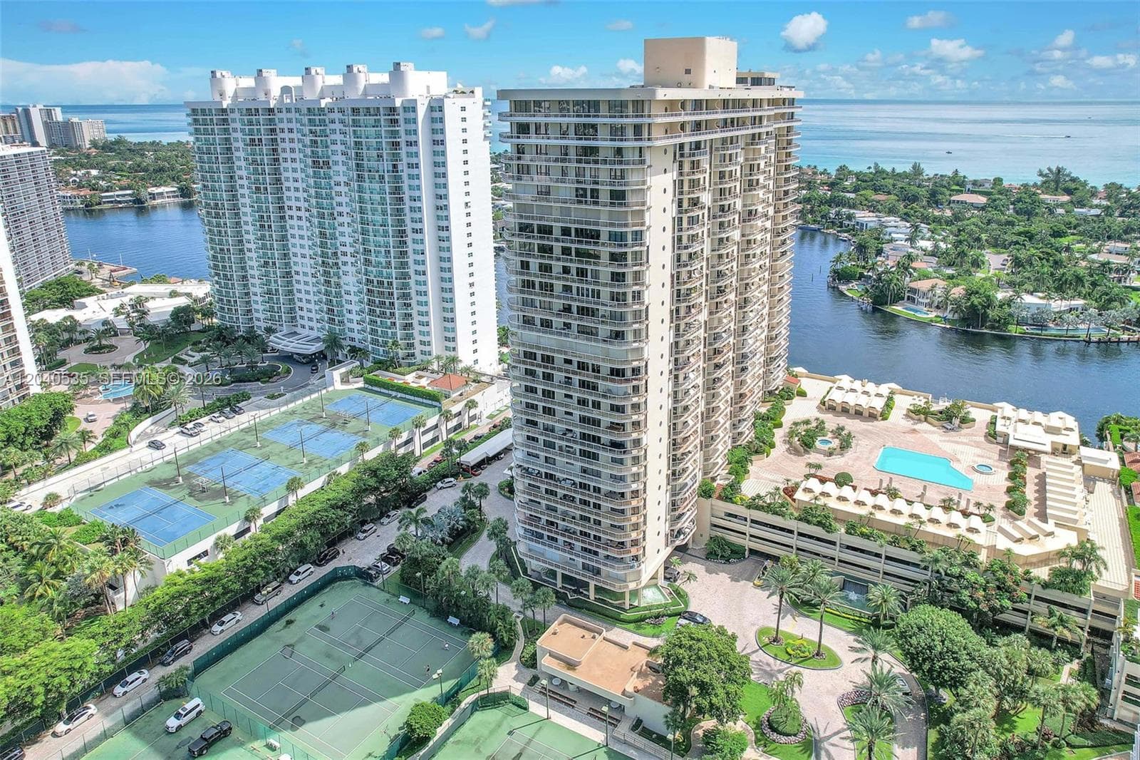 Condominium at 20191 E Country Club Dr # 1805, Aventura FL 33180