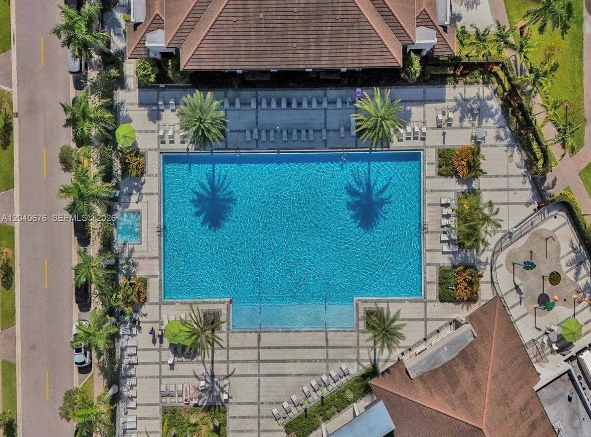 Condominium at 8001 NW 41st St # 113, Doral FL 33166
