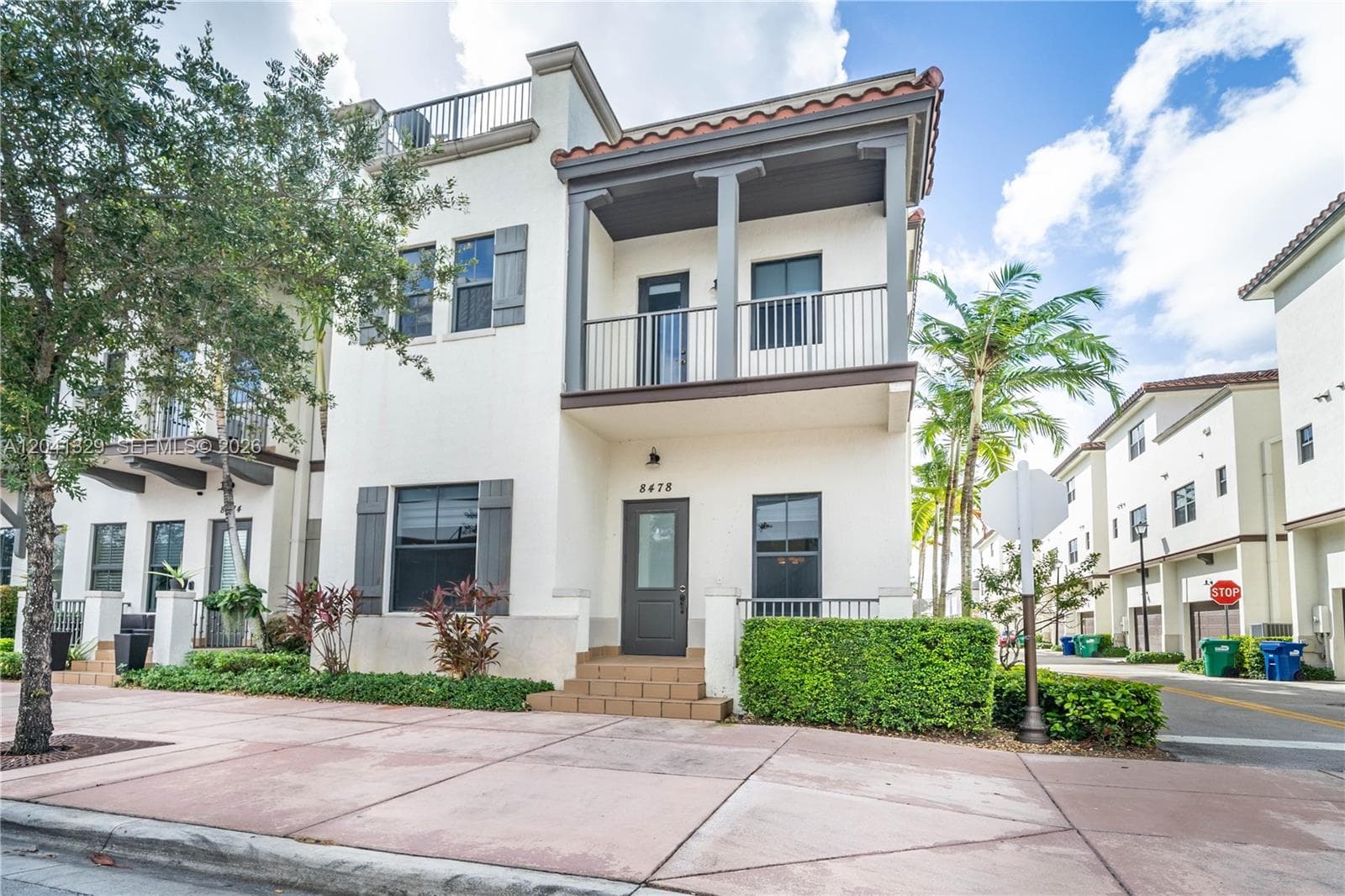 Condominium at 8478 NW 52nd St, Doral FL 33166