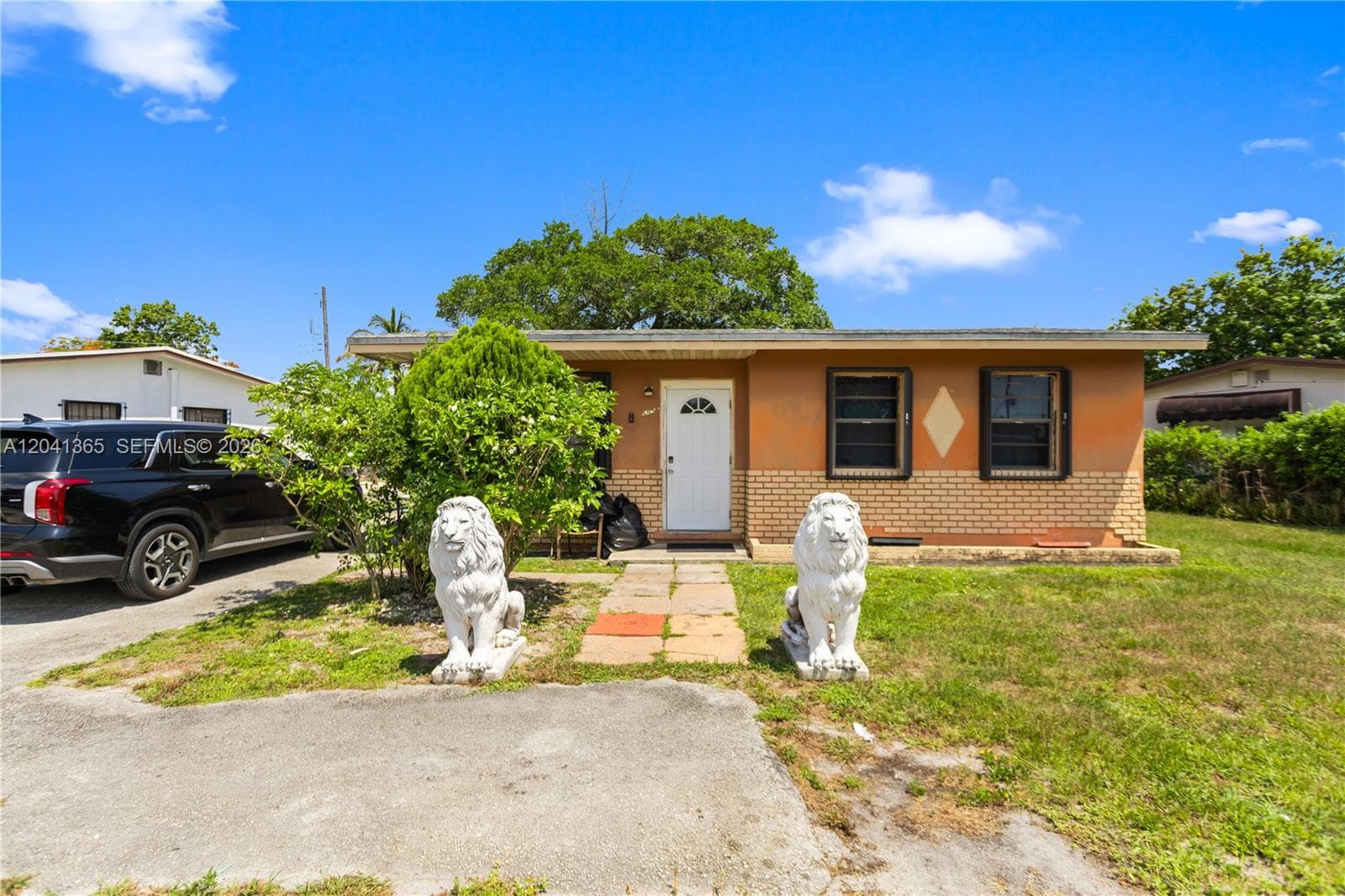 Single Family Residence at 555 Harem Ave, Opa-Locka FL 33054