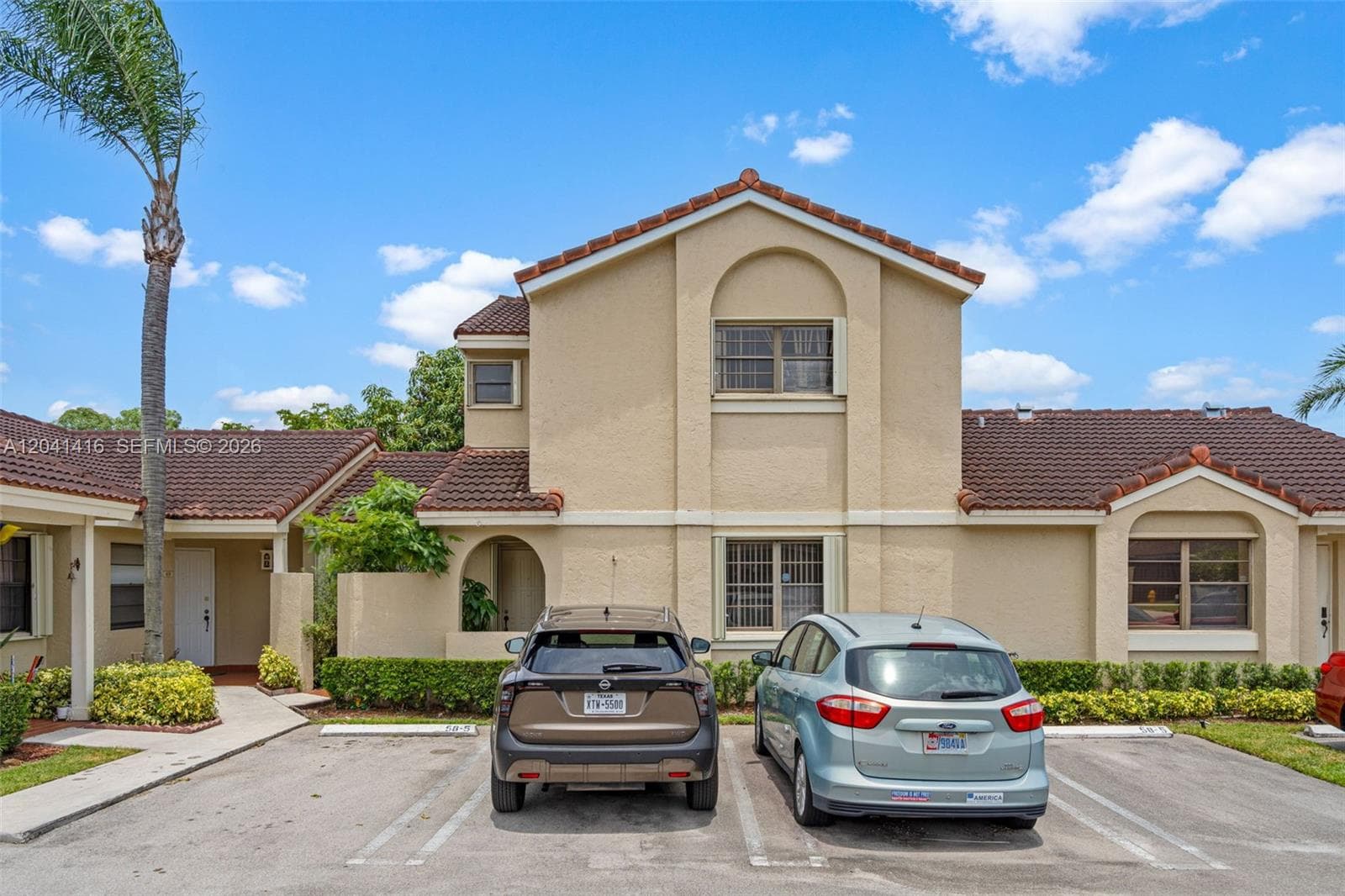 Townhouse at 6233 NW 170th Ter, Miami FL 33015