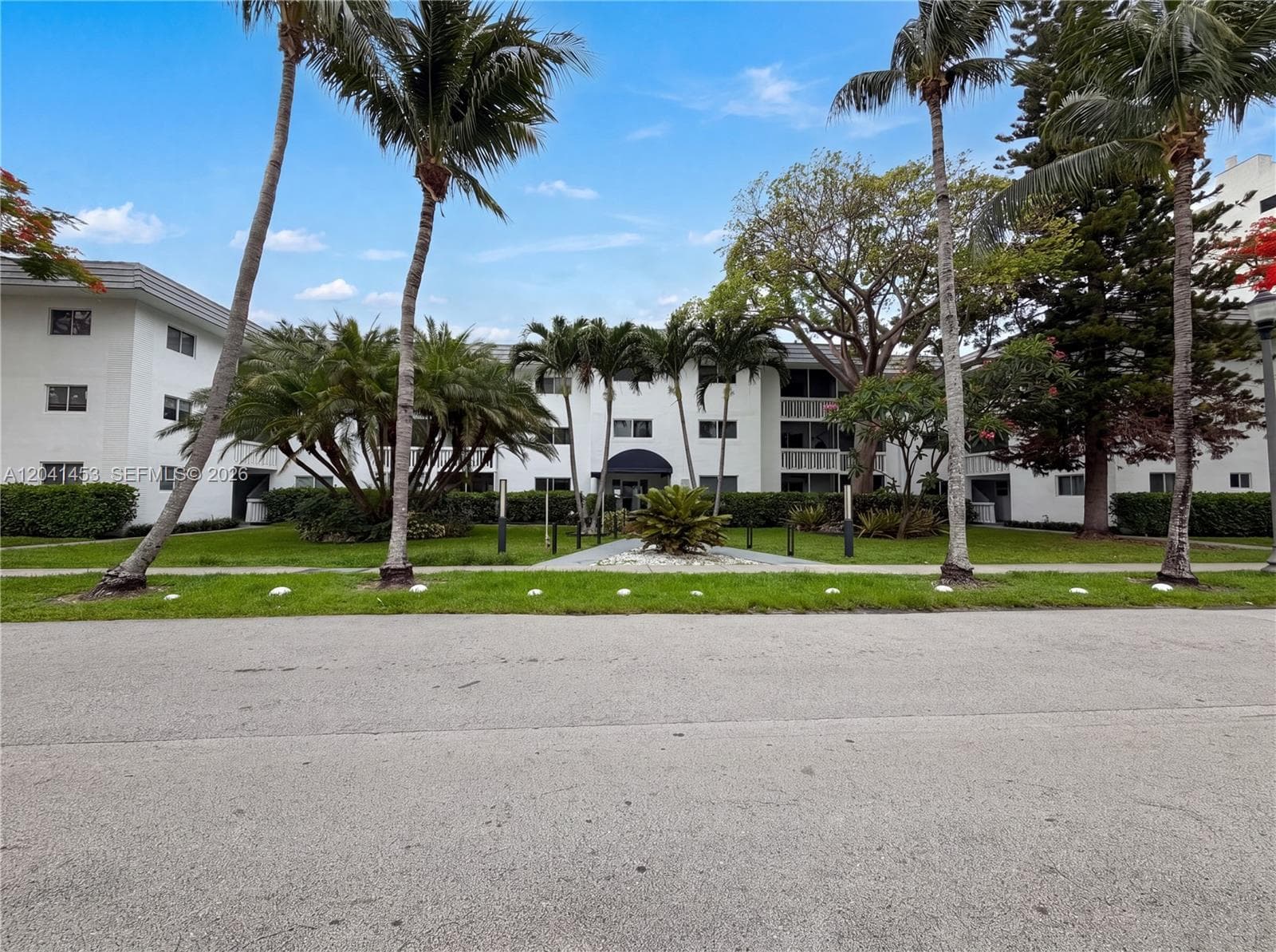 Condominium at 200 Galen Dr # 202, Key Biscayne FL 33149