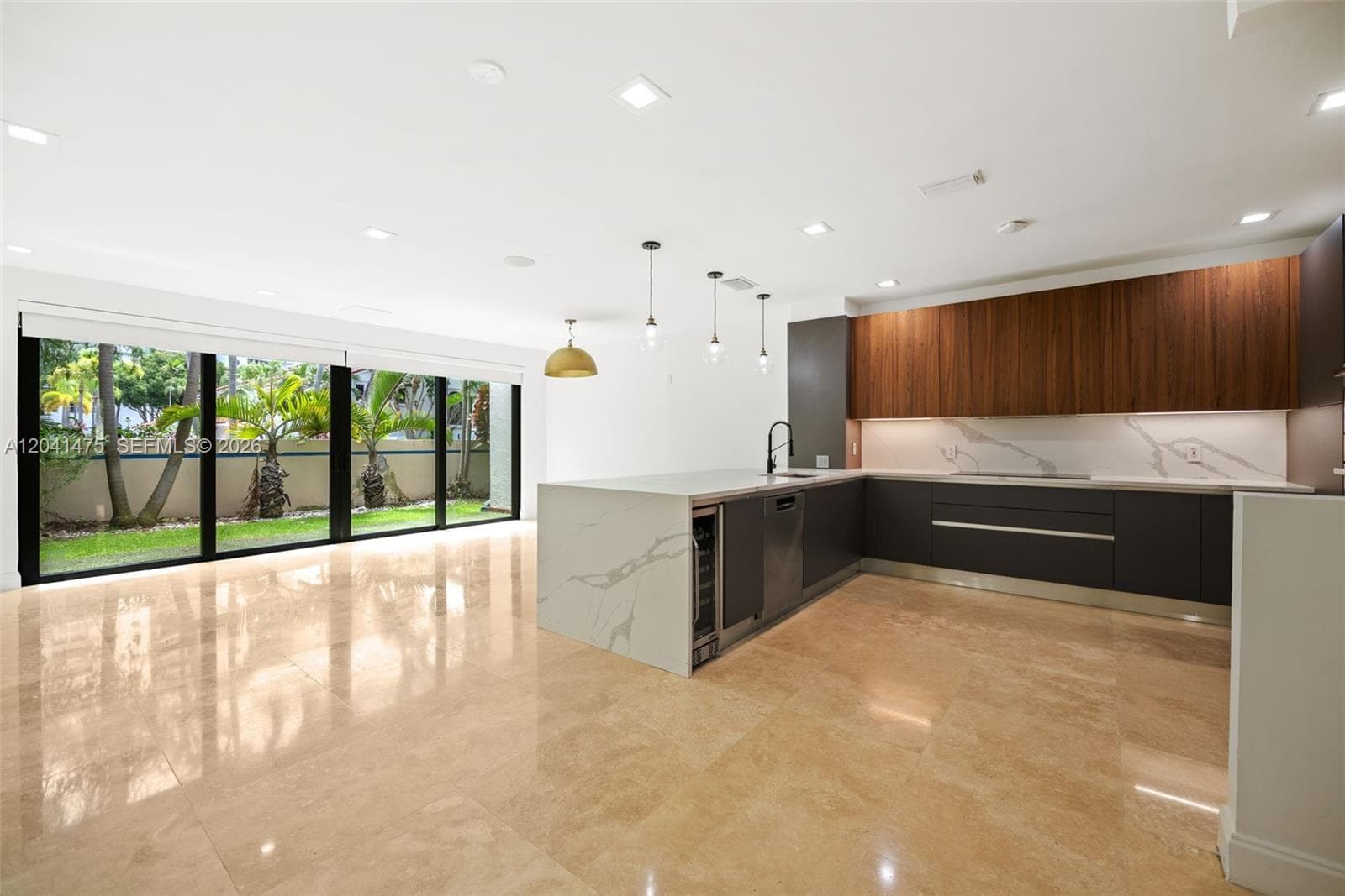 Townhouse at 21387 Marina Cove Cir # F, Aventura FL 33180
