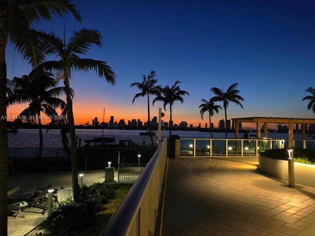 Condominium at Miami Beach, FL, 33139