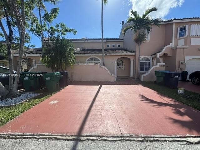 Townhouse at 3690 SW 153rd Pl, Miami FL 33185
