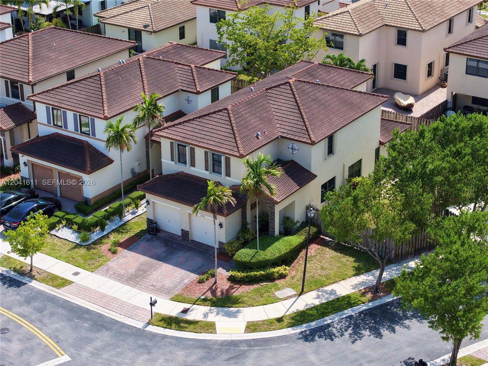 Single Family Residence at 22732 SW 92nd Pl, Cutler Bay FL 33190