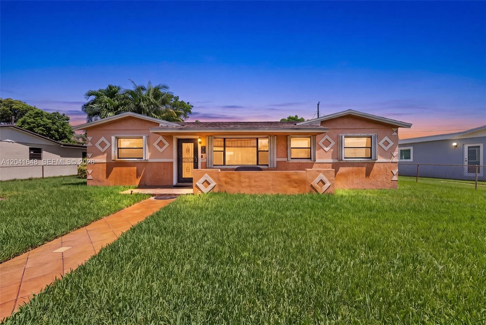 Single Family Residence at 2915 NW 206th St, Miami Gardens FL 33056