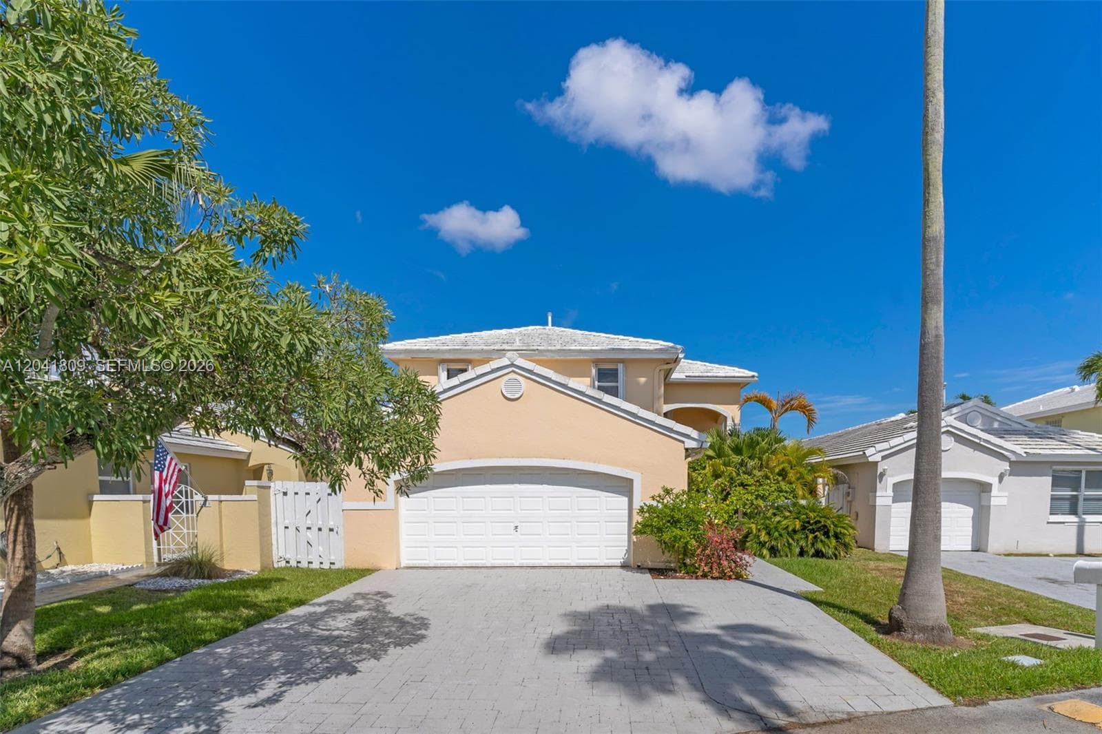 Single Family Residence at 4766 SW 154th Ave, Miami FL 33185