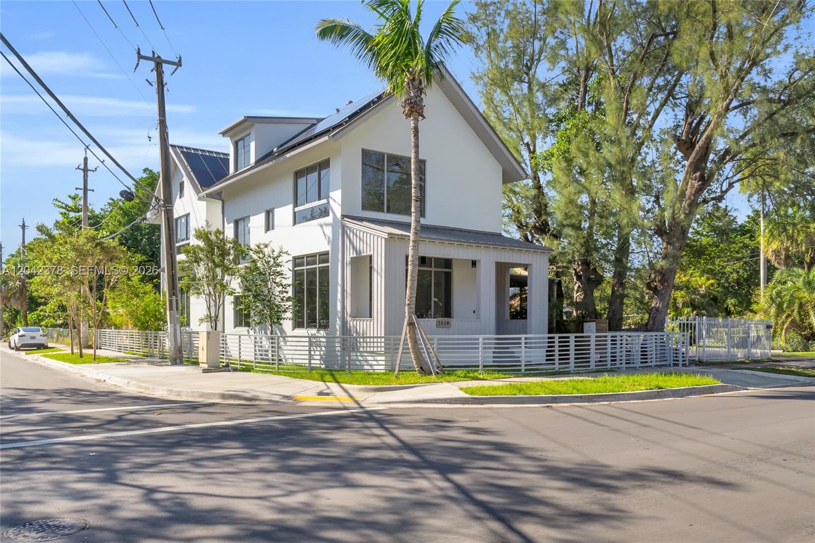 Single Family Residence at 3204 Plaza St, Miami FL 33133