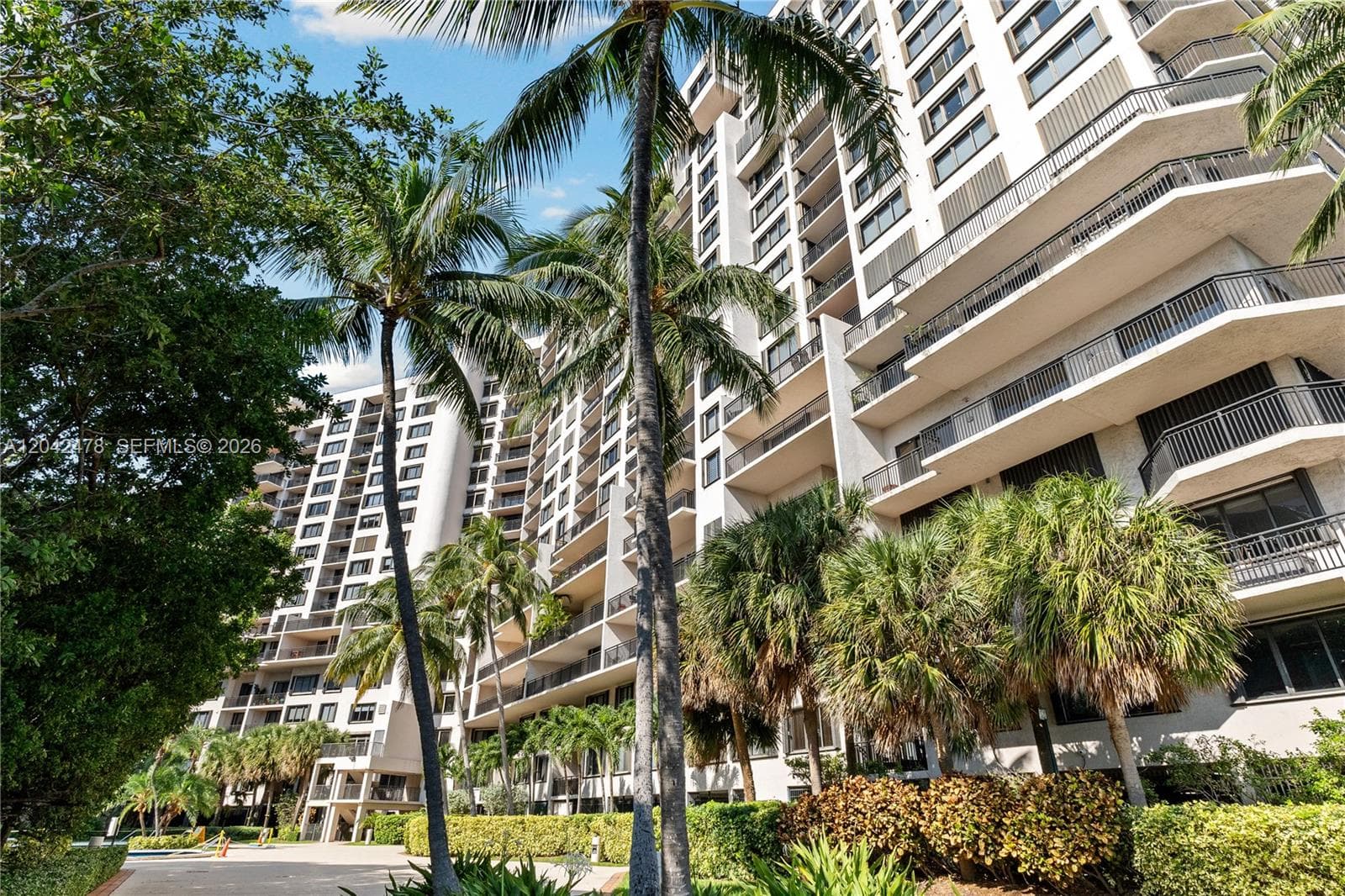 Condominium at 540 Brickell Key Dr # 1513, Miami FL 33131
