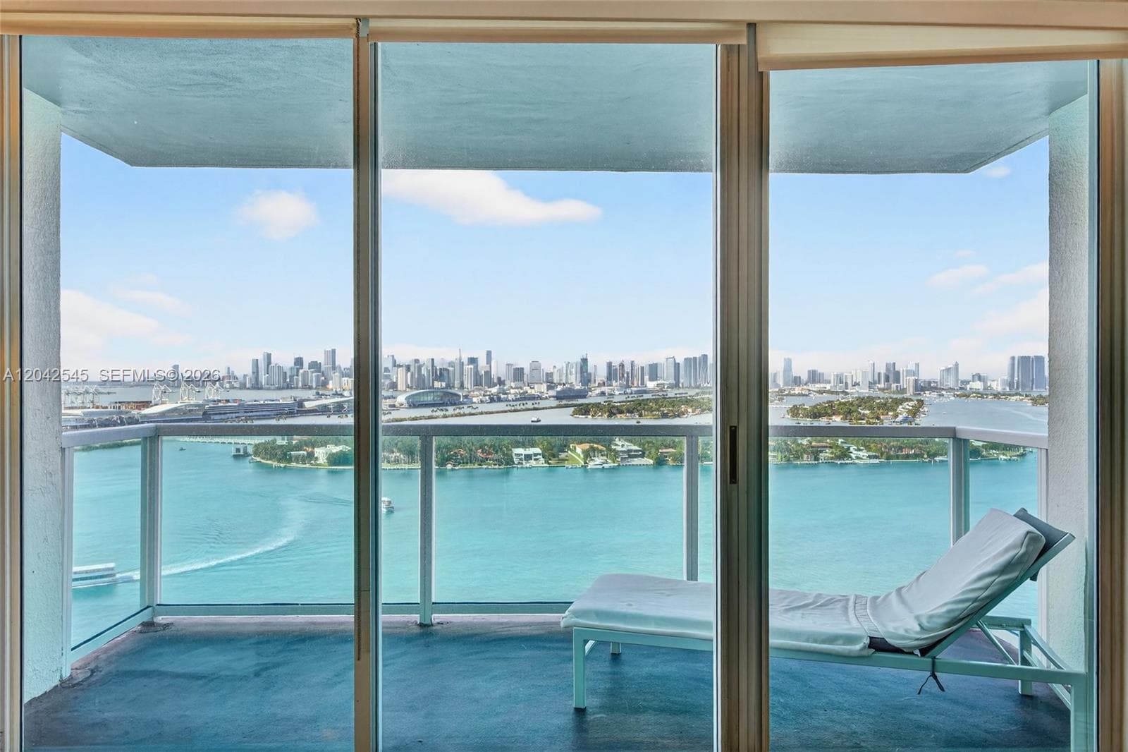 Condominium at Miami Beach, FL, 33139