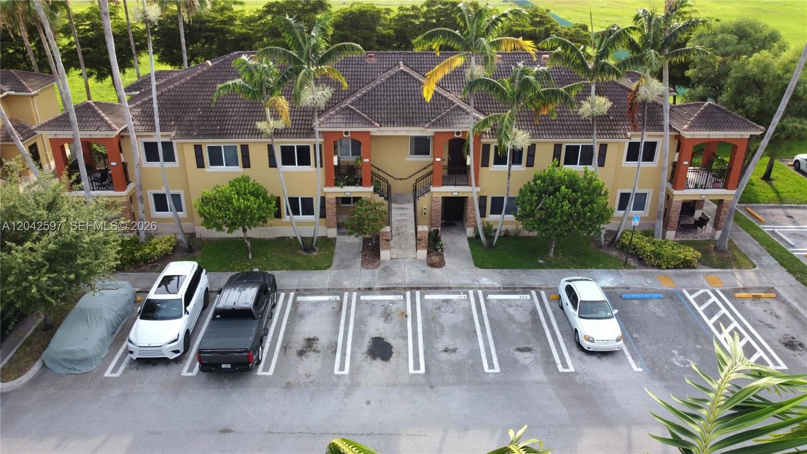 Condominium at 940 NE 33rd Ter # 102, Homestead FL 33033