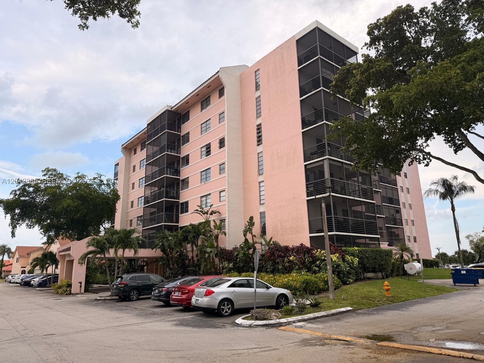 Condominium at 20840 San Simeon Way # 308, Miami FL 33179