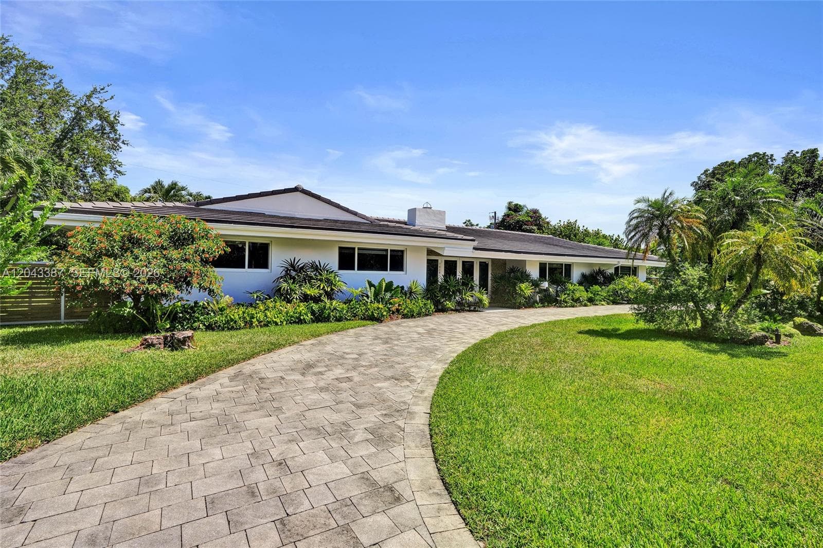 Single Family Residence at 7820 SW 134th St, Pinecrest FL 33156