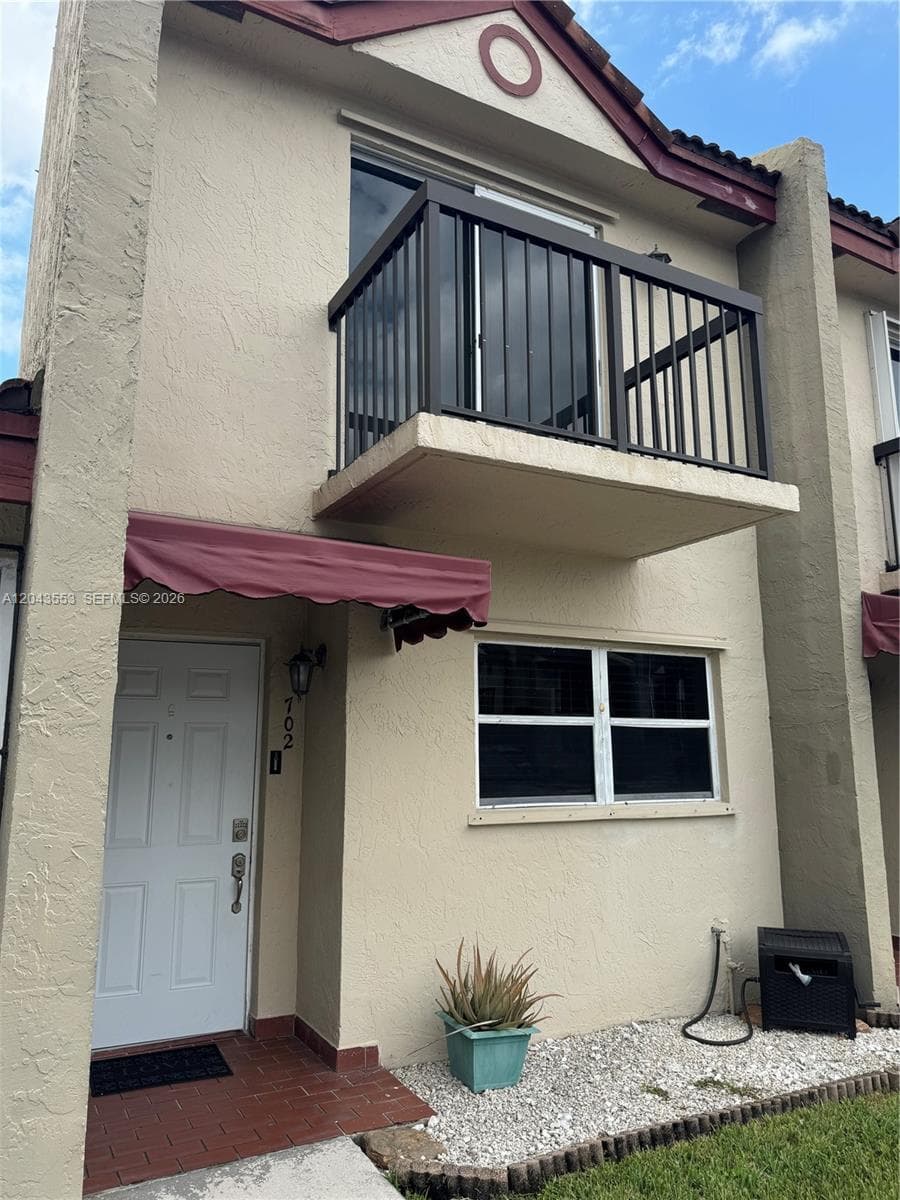 Townhouse at 6250 SW 130th Ave # 702, Miami FL 33183