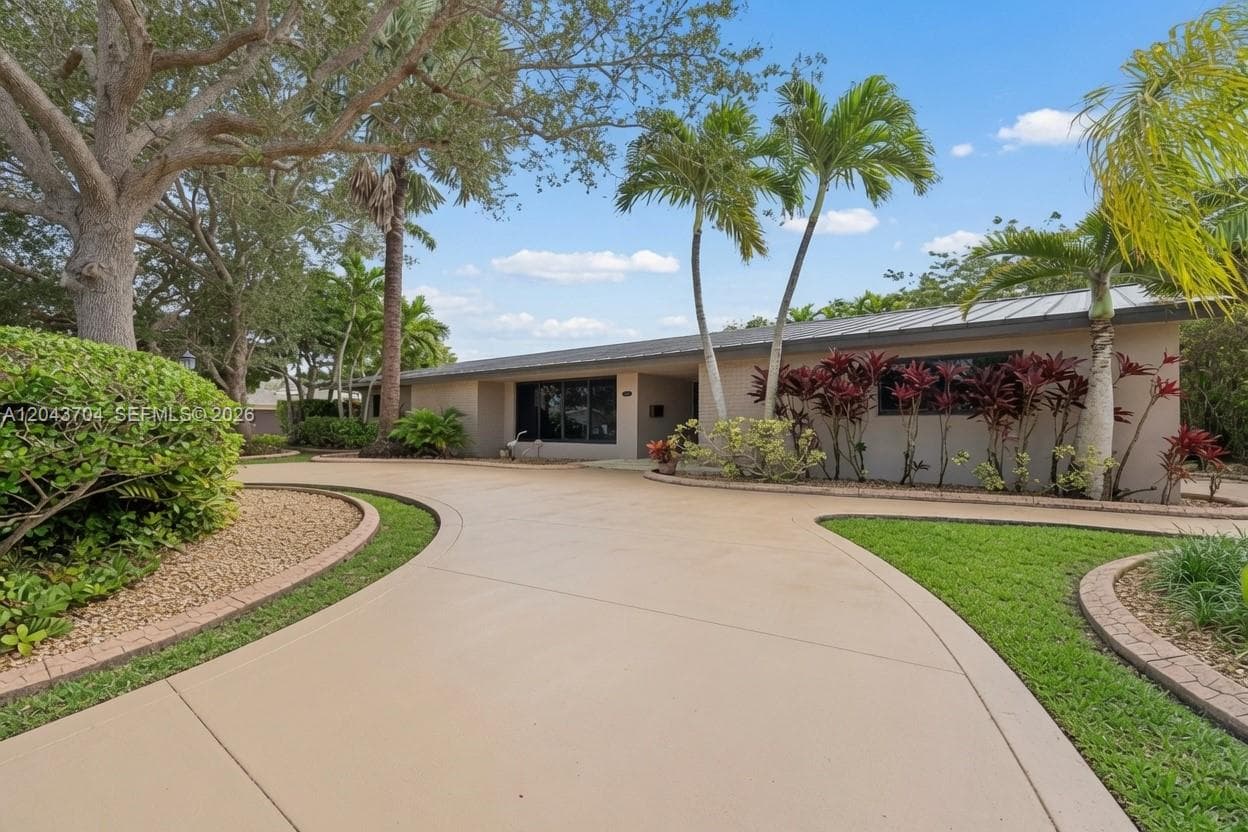 Single Family Residence at 7430 SW 142nd Ter, Palmetto Bay FL 33158