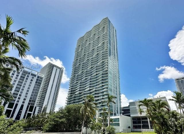 Condominium at 460 NE 28 STREET # 2805, Miami FL 33137