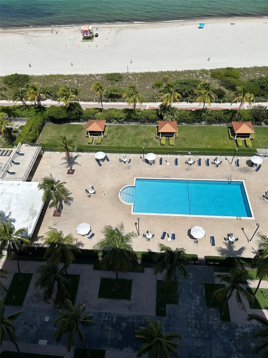 Condominium at 2625 Collins Ave # 1805, Miami Beach FL 33140