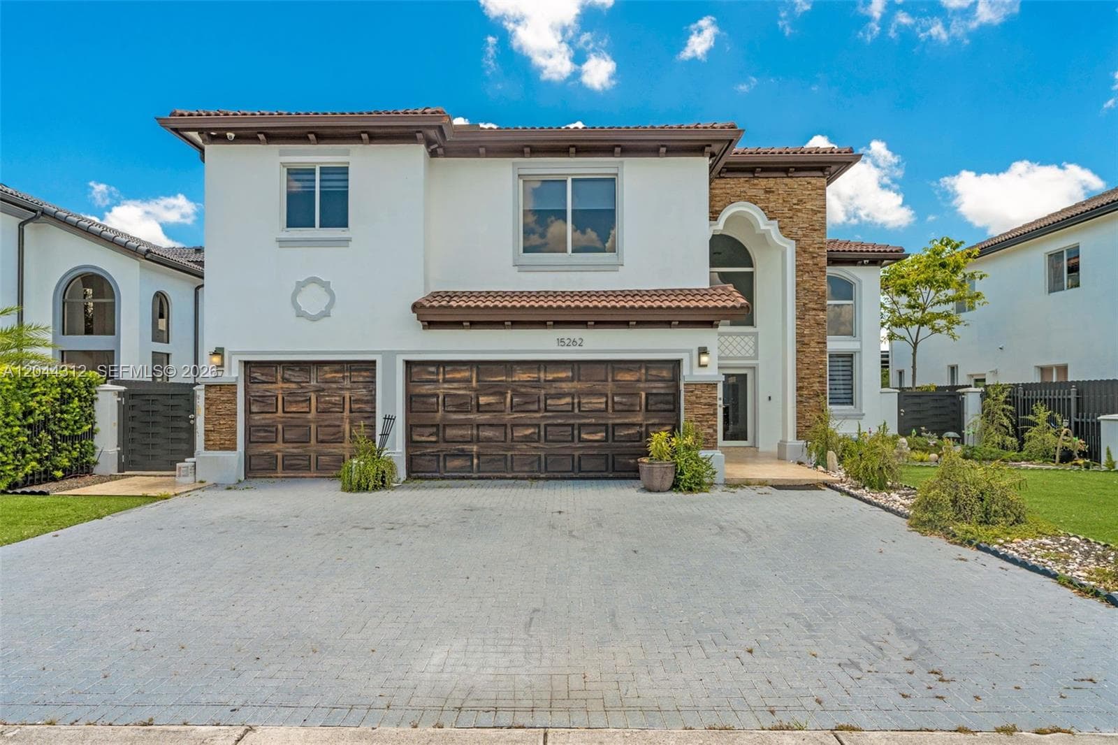 Single Family Residence at 15262 SW 11th St, Miami FL 33194