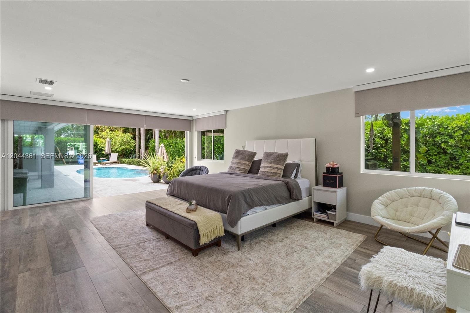 Single Family Residence at 12900 SW 112th Ave, Miami FL 33176