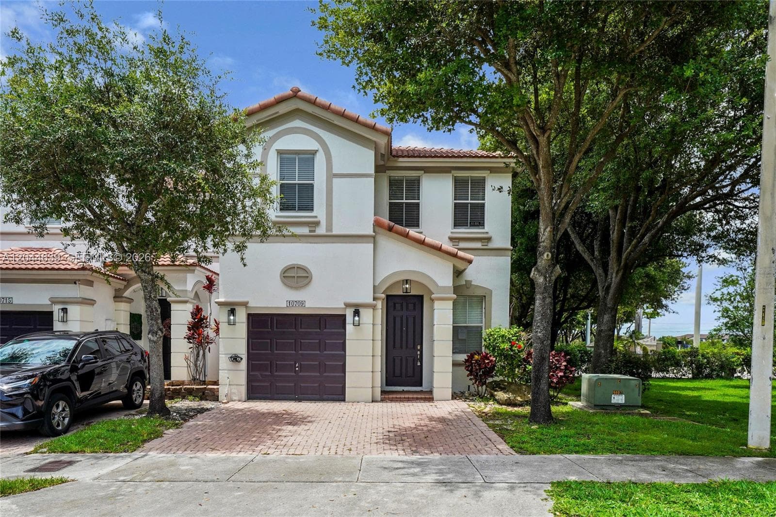Condominium at 10709 NW 81st Ln, Doral FL 33178