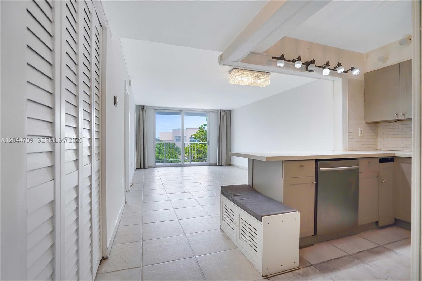 Condominium at 6900 Bay Dr # 3H, Miami Beach FL 33141
