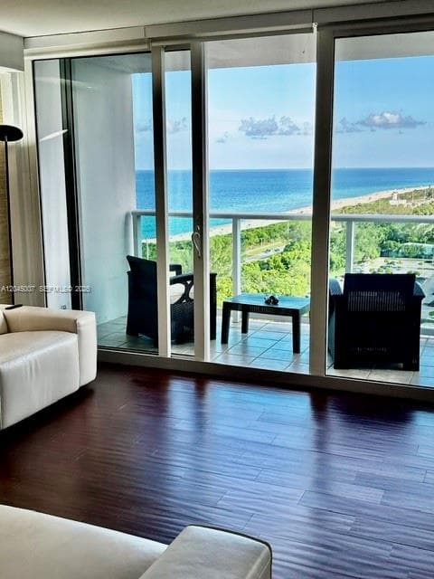 Condominium at 100 Bayview Dr # 2124, Sunny Isles Beach FL 33160