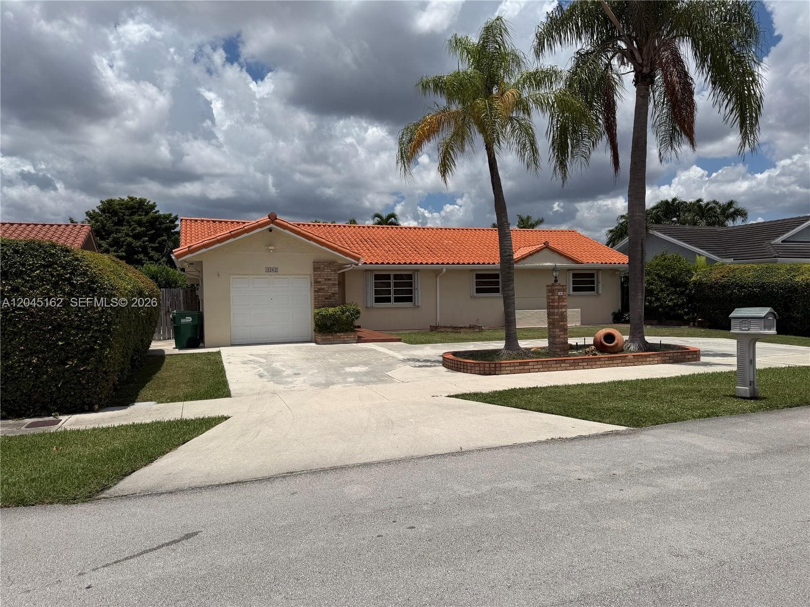 Single Family Residence at 3262 SW 139th Pl, Miami FL 33175