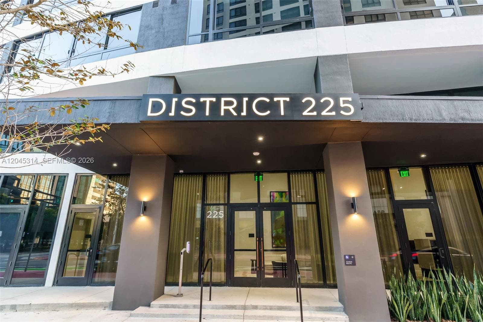 Condominium at 225 N Miami Ave # 1102, Miami FL 33128