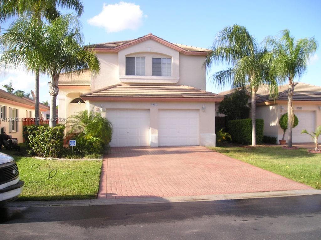 Single Family Residence at 9921 NW 31st St # 9921, Doral FL 33172