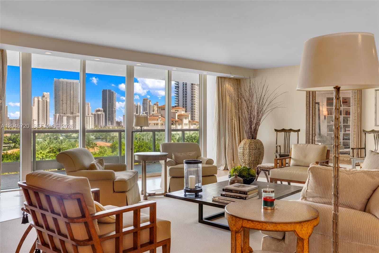 Condominium at 20155 NE 38th Ct # 904, Aventura FL 33180
