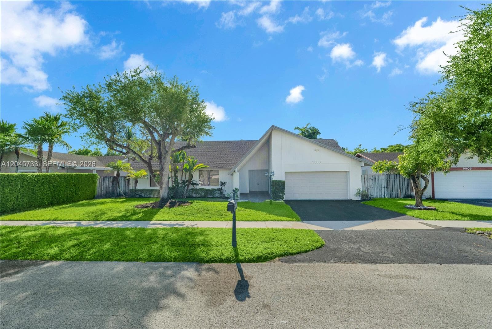 Single Family Residence at Miami, FL, 33186