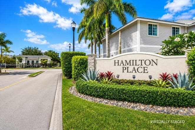 Townhouse at 1707 SE 9th Ter, Homestead FL 33034